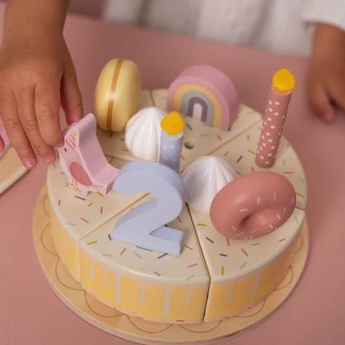 JUGUETE DE MADERA LITTLE DUTCH ·PASTEL DE CUMPLEAÑOS ROSA· - Happy Moments Baby