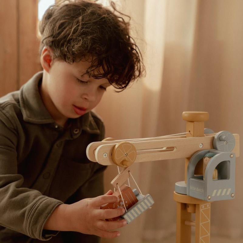 JUGUETE DE MADERA LITTLE DUTCH ·SET DE CONSTRUCCIÓN CON GRÚA· - Happy Moments Baby