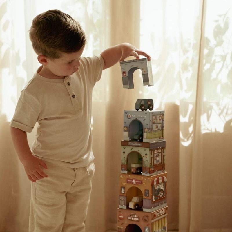 JUGUETE DE MADERA LITTLE DUTCH ·TORRE ENCAJABLE CIUDAD COCHES· - Happy Moments Baby