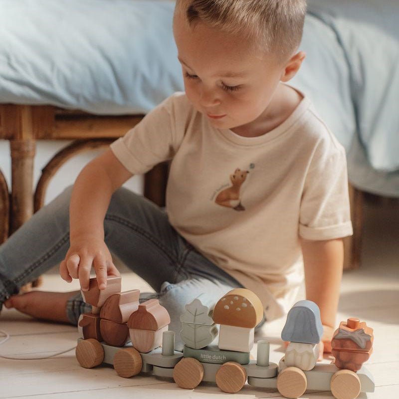 JUGUETE DE MADERA LITTLE DUTCH ·TREN APILABLE FOREST FRIENDS· - Happy Moments Baby