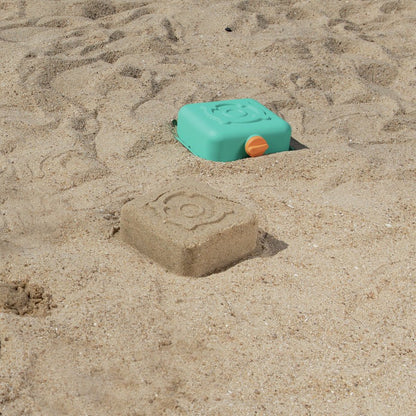 JUGUETE DE PLAYA HAPE ·SANDY CHEF - SET DE COCINA PARA ARENA· - Happy Moments Baby