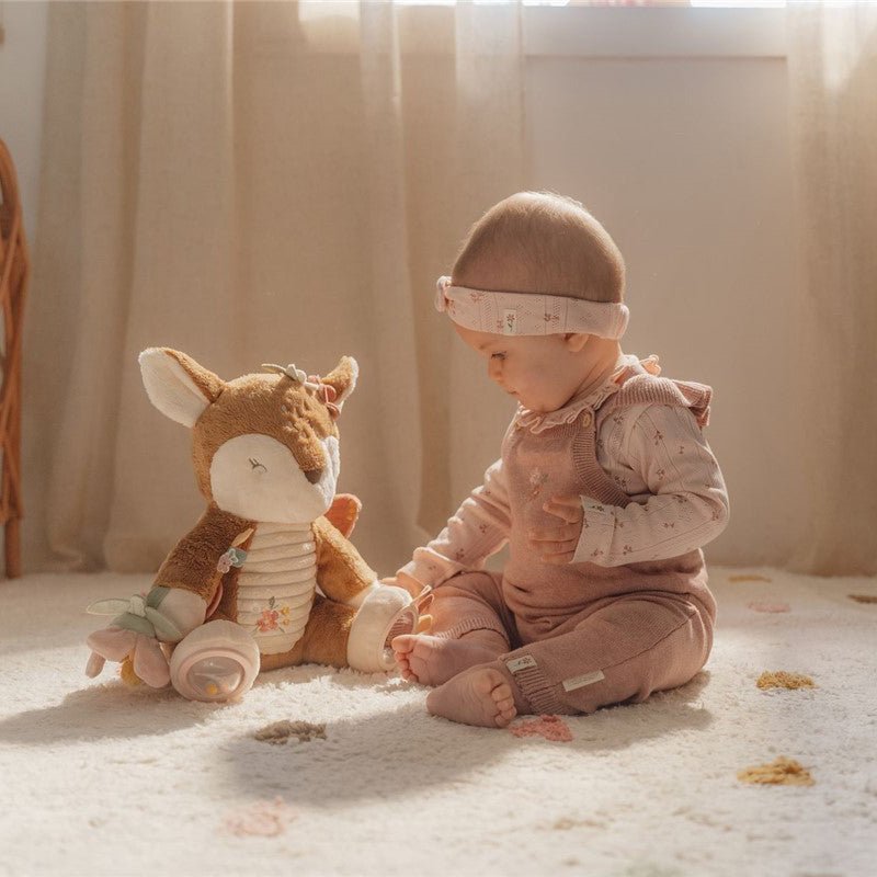 JUGUETE DE TELA LITTLE DUTCH ·CIERVO ACTIVIDADES FAIRY GARDEN· - Happy Moments Baby