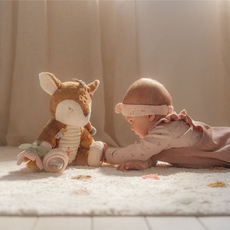 JUGUETE DE TELA LITTLE DUTCH ·CIERVO ACTIVIDADES FAIRY GARDEN· - Happy Moments Baby