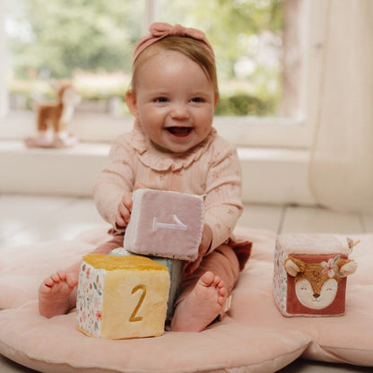 JUGUETE DE TELA LITTLE DUTCH ·CUBOS APILABLES FAIRY GARDEN· - Happy Moments Baby