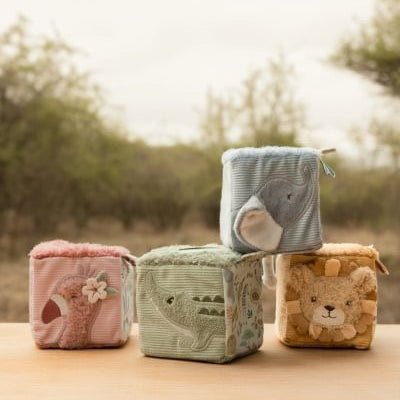 JUGUETE DE TELA LITTLE DUTCH ·CUBOS APILABLES SAFARI FRIENDS· - Happy Moments Baby