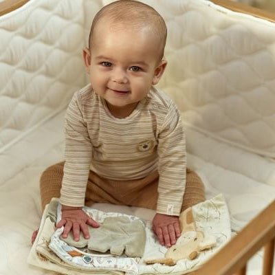JUGUETE DE TELA LITTLE DUTCH ·LIBRO BLANDO ACTIVIDADES SAFARI FRIENDS· - Happy Moments Baby