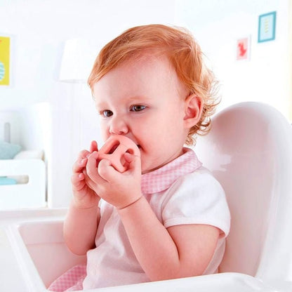 JUGUETE SENSORIAL HAPE ·SONAJEROS GEOMÉTRICOS PASTEL· - Happy Moments Baby