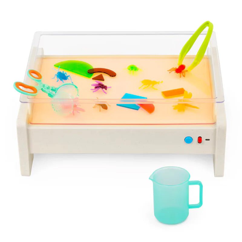 MESA DE LUZ ·KIT EDUCATIVO BATTAT BRIGHT EXPLORER· - Happy Moments Baby