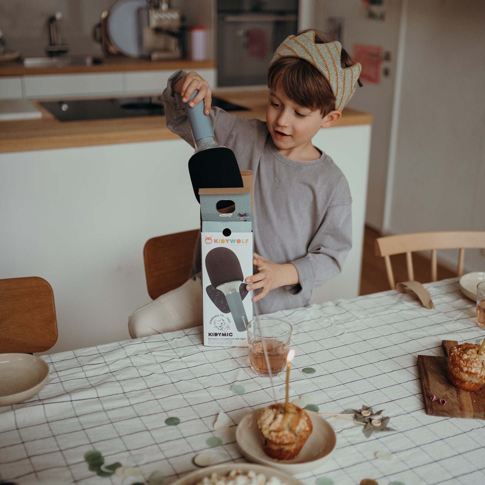 MICRÓFONO BLUETOOTH CON EFECTOS DE SONIDO INFANTIL ·KIDYMIC AZUL· - Happy Moments Baby