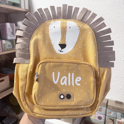 MOCHILA GRANDE INFANTIL TRIXIE ·LEÓN· - Happy Moments Baby