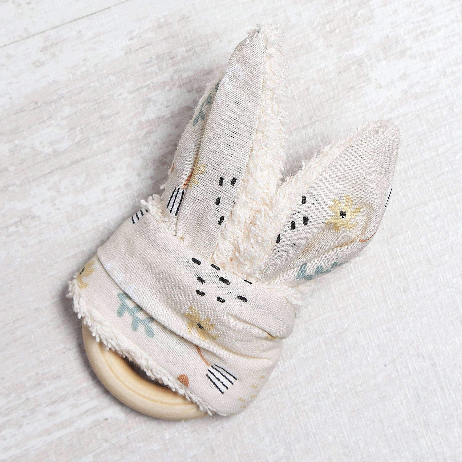 MORDEDOR DE OREJAS DE TELA ·SOFT· - Happy Moments Baby