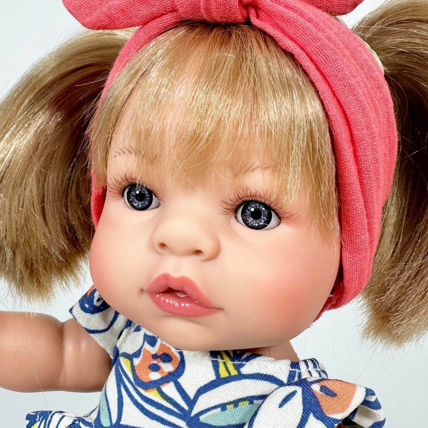 MUÑECA JOY NINES D'ONIL ·EMILY 37CM· - Happy Moments Baby