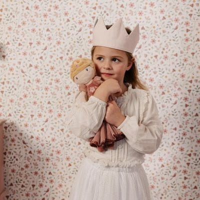 MUÑECO DE TELA MEDIANO LITTLE DUTCH ·JULIA PRINCESA· - Happy Moments Baby