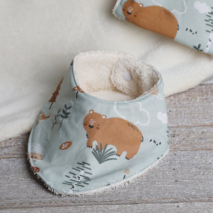 PACK NEWBORN: BANDANA MORDEDOR Y MANTA ·BOSQUE· - Happy Moments Baby