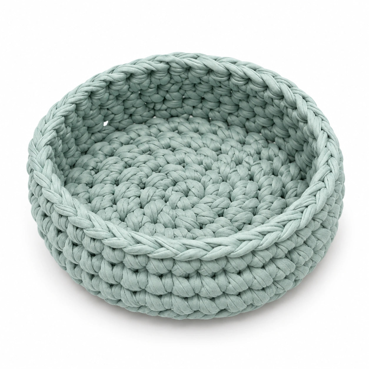 Panera de trapillo Seafoam Mint verde agua, vacía y sin accesorios, vista del interior y del tejido artesanal