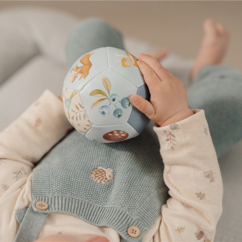 PELOTA MINI BLANDITA LITTLE DUTCH ·FOREST FRIENDS· - Happy Moments Baby