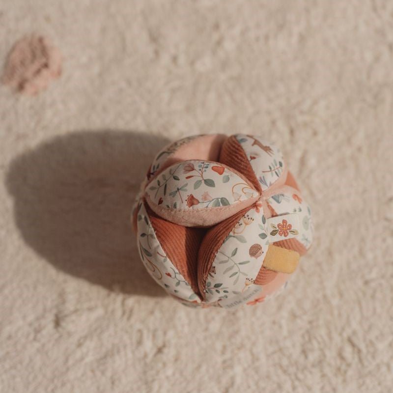 PELOTA MONTESSORI LITTLE DUTCH ·FAIRY GARDEN· - Happy Moments Baby
