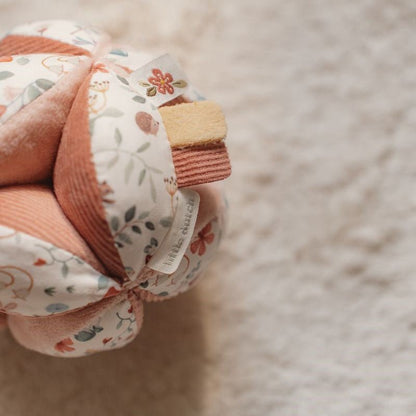 PELOTA MONTESSORI LITTLE DUTCH ·FAIRY GARDEN· - Happy Moments Baby