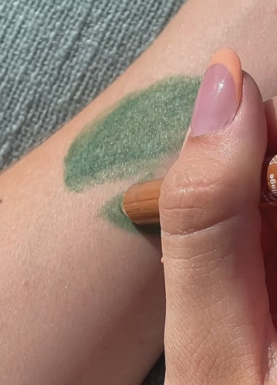 LÁPIZ DE MAQUILLAJE NAMAKI ·VERDE·