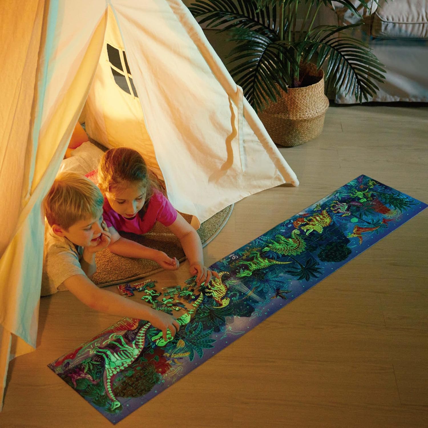 PUZZLE 1,5M 200 PIEZAS FLUORESCENTE HAPE ·DINOSAURIOS· - Happy Moments Baby