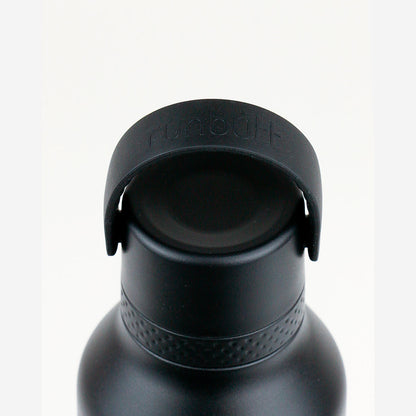 Detalle del asa y tapón de la botella Runbott Mii Black
