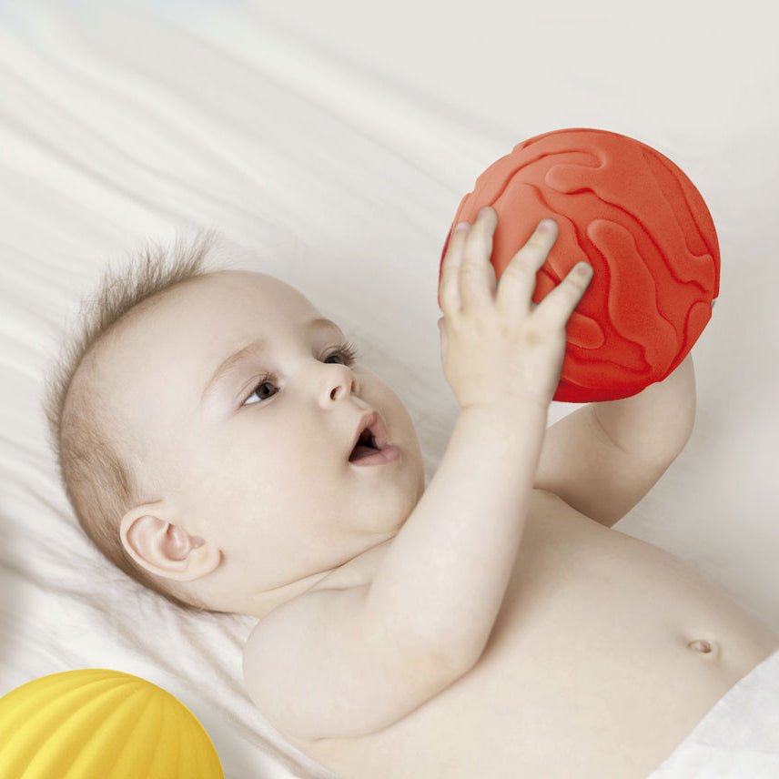 SET DE 3 PELOTAS SENSORIALES - Happy Moments Baby