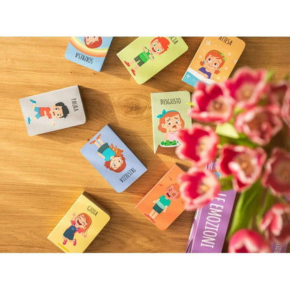 SET DE 8 LIBROS ·MI PRIMERA BIBLIOTECA - LAS EMOCIONES· - Happy Moments Baby