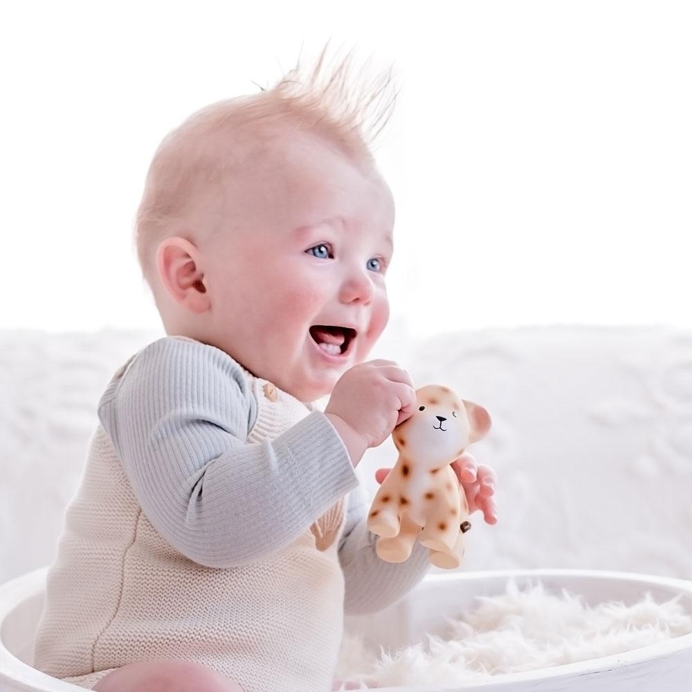 SONAJERO MORDEDOR 100% CAUCHO NATURAL TIKIRI ·LEOPARDO· - Happy Moments Baby