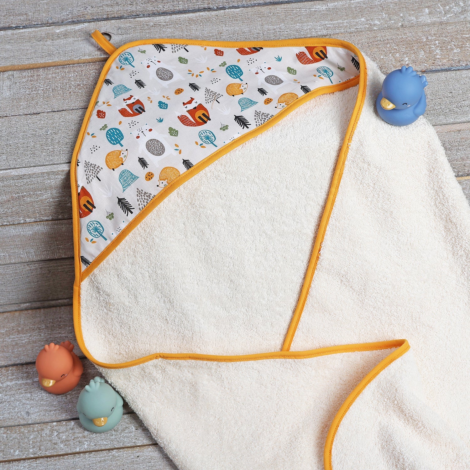 TOALLA CAPA DE BAÑO XL BEBÉ ·FOREST· - Happy Moments Baby