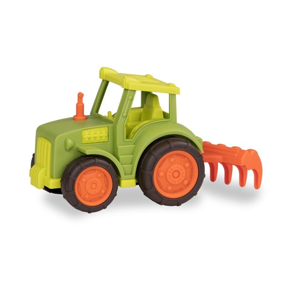 TRACTOR CON ARADO JUGUETE BTOYS - Happy Moments Baby