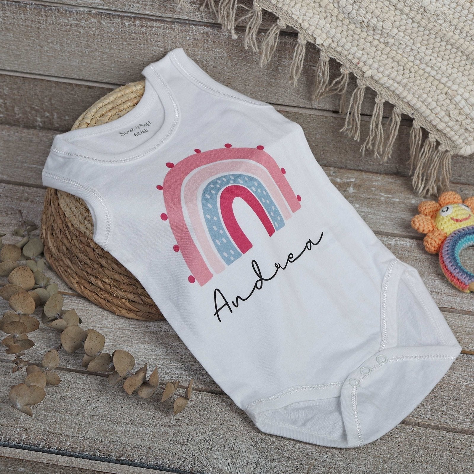 BODY ARCOÍRIS SWEET CON NOMBRE - Happy Moments Baby