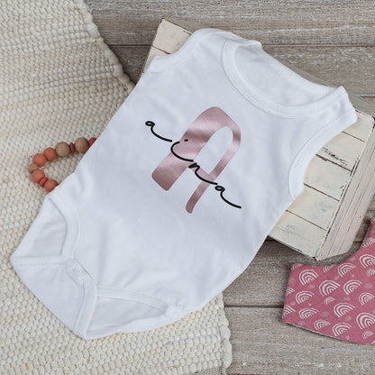 BODY INICIAL Y NOMBRE ROSE - Happy Moments Baby