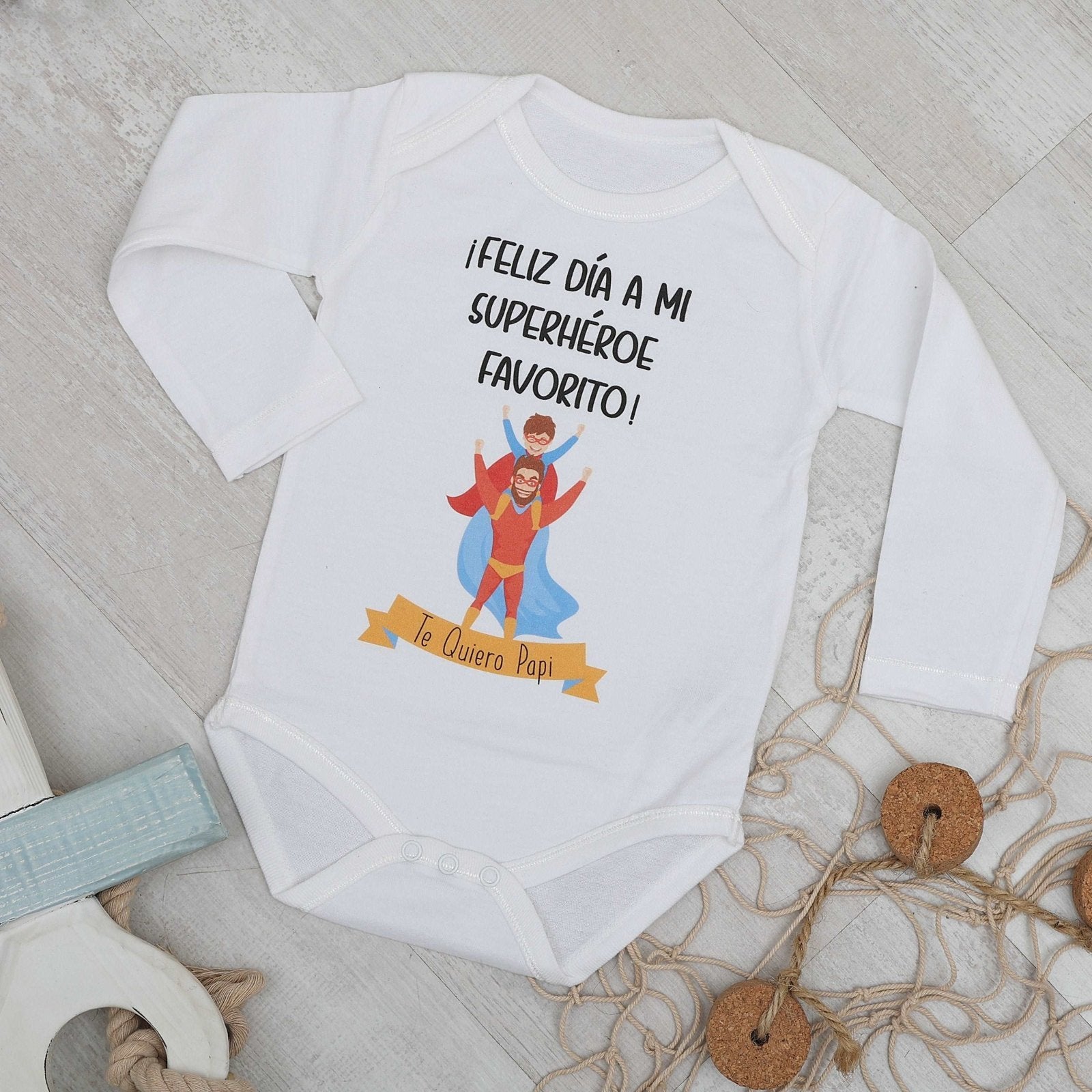 BODY PAPÁ SUPERHÉROE - DÍA DEL PADRE - Happy Moments Baby
