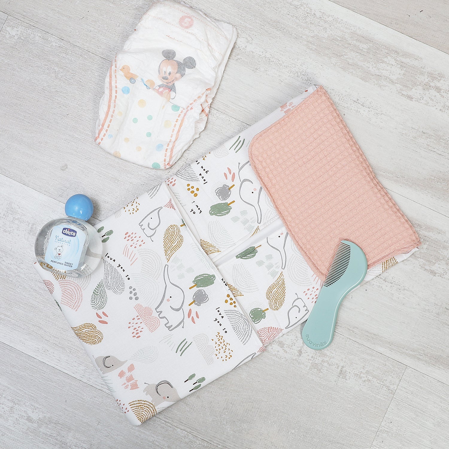 CAMBIADOR PLEGABLE PARA BEBÉ PERSONALIZADO ·ELEPHANT· - Happy Moments Baby