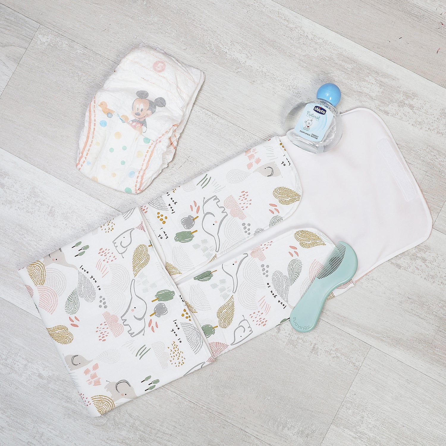 CAMBIADOR PLEGABLE PARA BEBÉ PERSONALIZADO ·ELEPHANT· - Happy Moments Baby