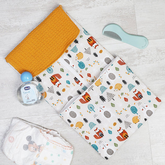CAMBIADOR PLEGABLE PARA BEBÉ PERSONALIZADO ·FOREST· - Happy Moments Baby