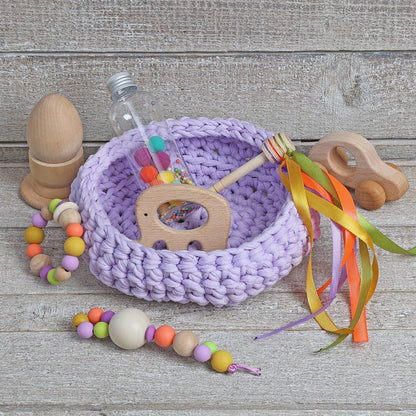 CESTO DE LOS TESOROS - CESTO SENSORIAL ·LILA· - Happy Moments Baby