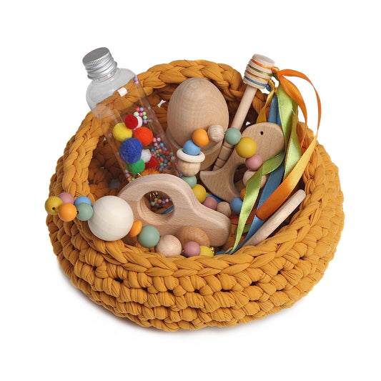 CESTO DE LOS TESOROS - CESTO SENSORIAL ·MOSTAZA· - Happy Moments Baby