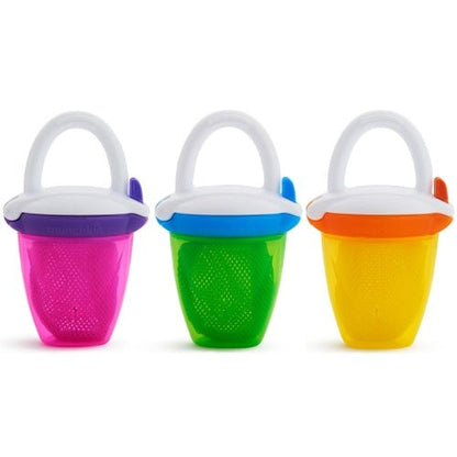 CHUPETE PARA FRUTA CON REJILLA ALIMENTADOR DELUXE MUNCHKIN ·ROSA· - Happy Moments Baby