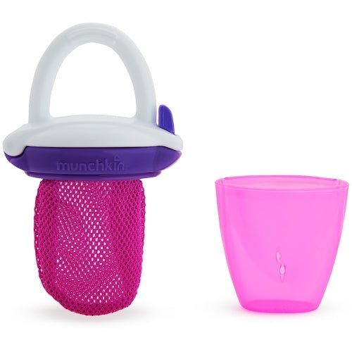 CHUPETE PARA FRUTA CON REJILLA ALIMENTADOR DELUXE MUNCHKIN ·ROSA· - Happy Moments Baby