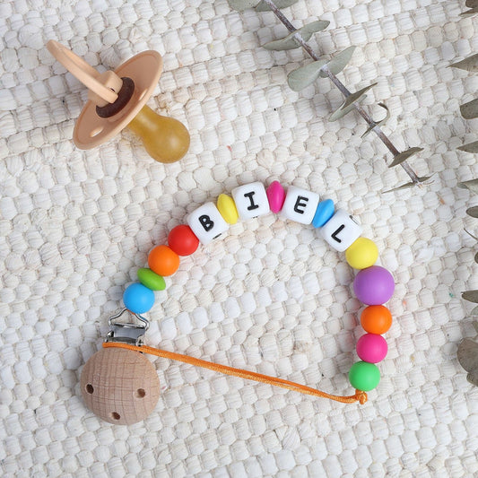 CHUPETERO PERSONALIZADO CON NOMBRE ·AHIMSA· - Happy Moments Baby