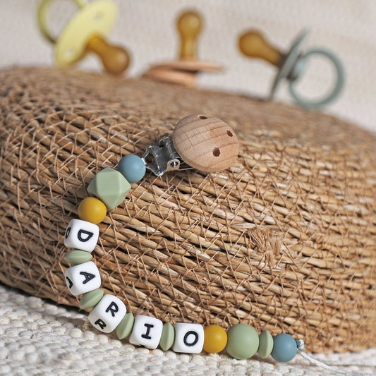 CHUPETERO PERSONALIZADO CON NOMBRE ·CHAKRA· - Happy Moments Baby