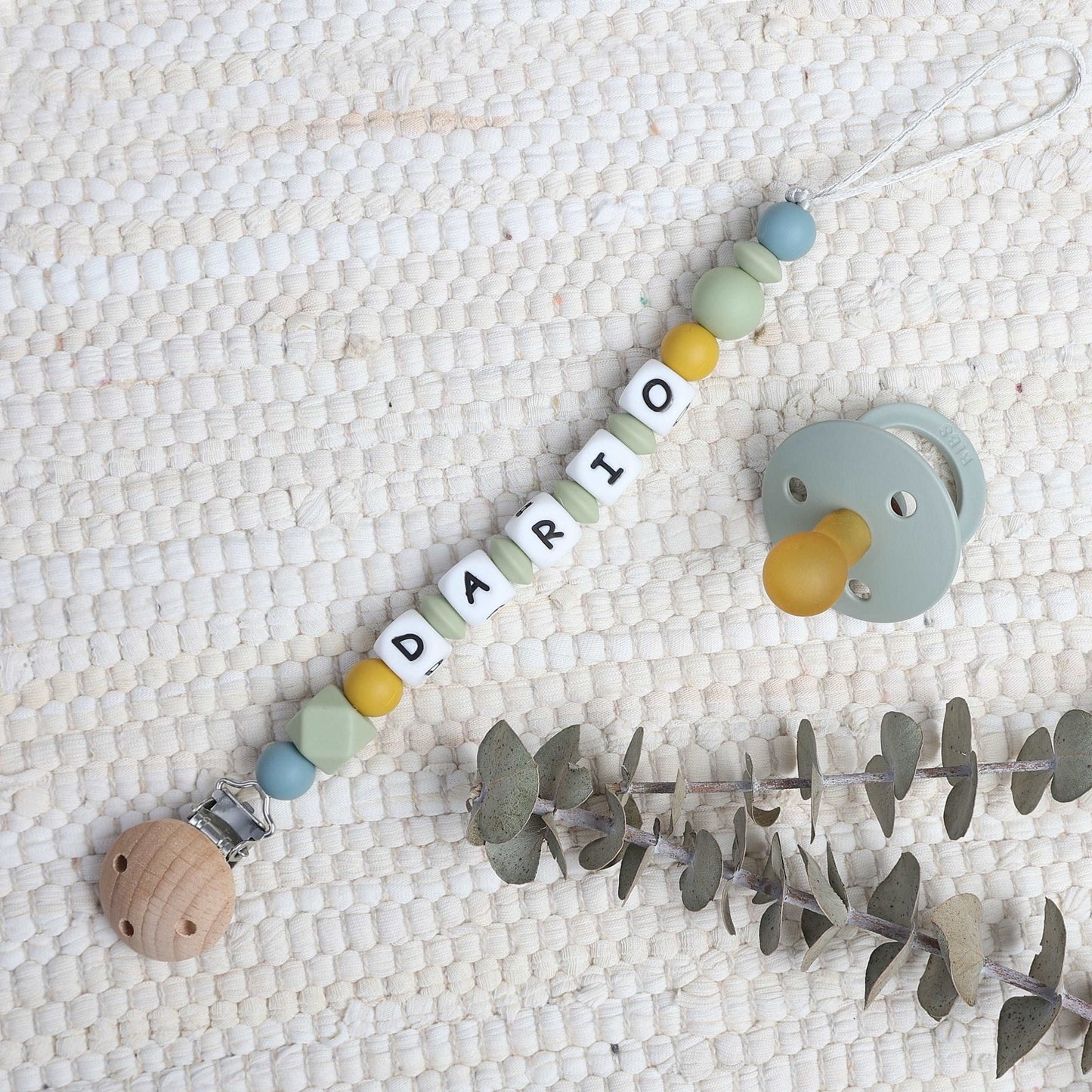 CHUPETERO PERSONALIZADO CON NOMBRE ·CHAKRA· - Happy Moments Baby