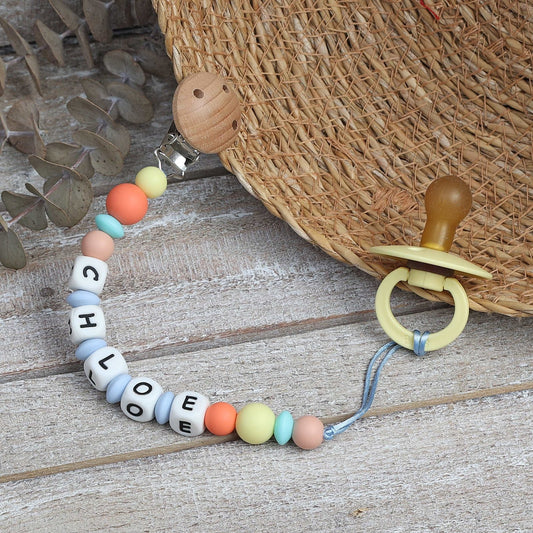 CHUPETERO PERSONALIZADO CON NOMBRE ·HUKKA· - Happy Moments Baby