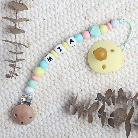 CHUPETERO PERSONALIZADO CON NOMBRE ·MELA· - Happy Moments Baby