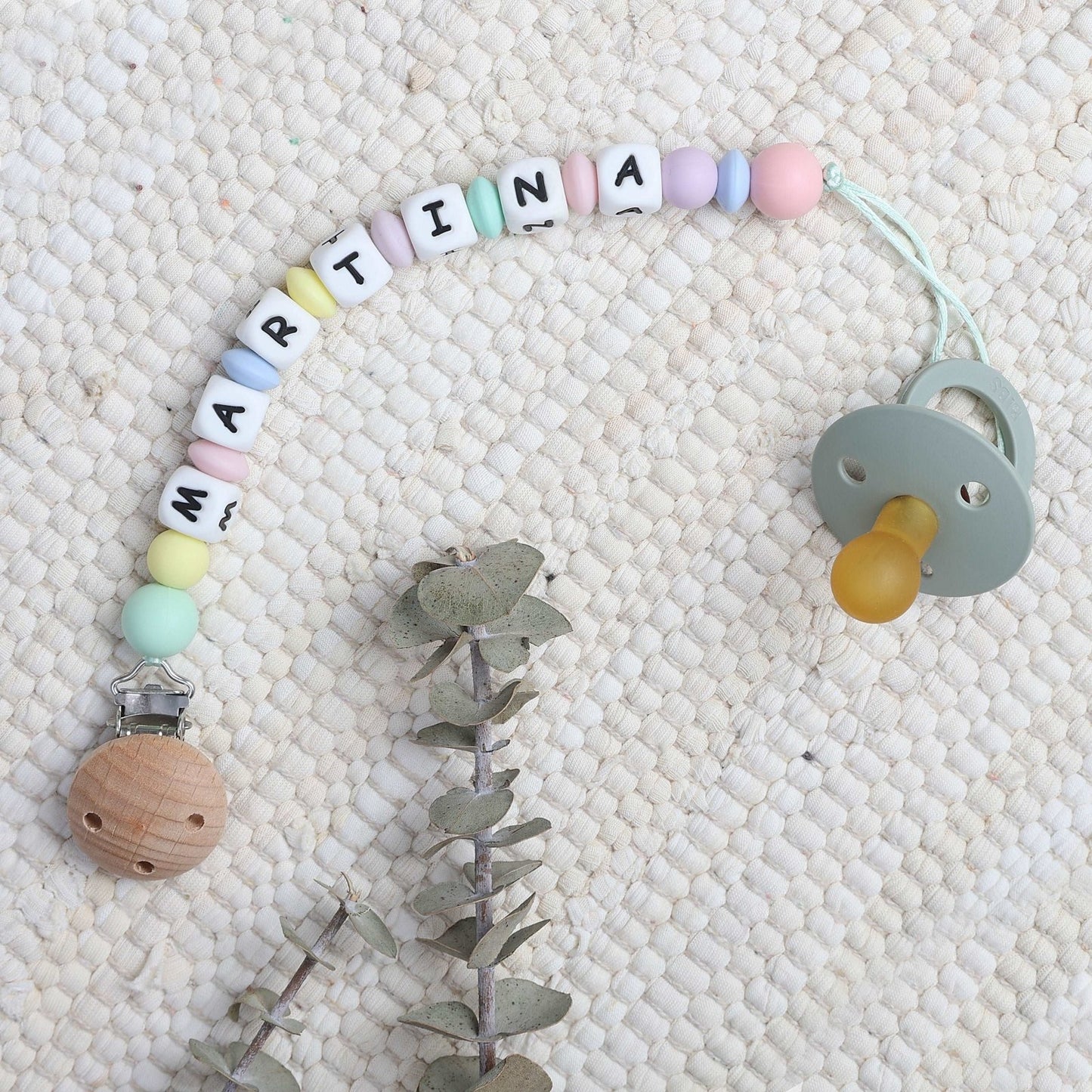 CHUPETERO PERSONALIZADO CON NOMBRE ·PARVATI· - Happy Moments Baby