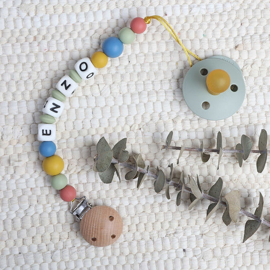 CHUPETERO PERSONALIZADO CON NOMBRE ·SHANTI· - Happy Moments Baby