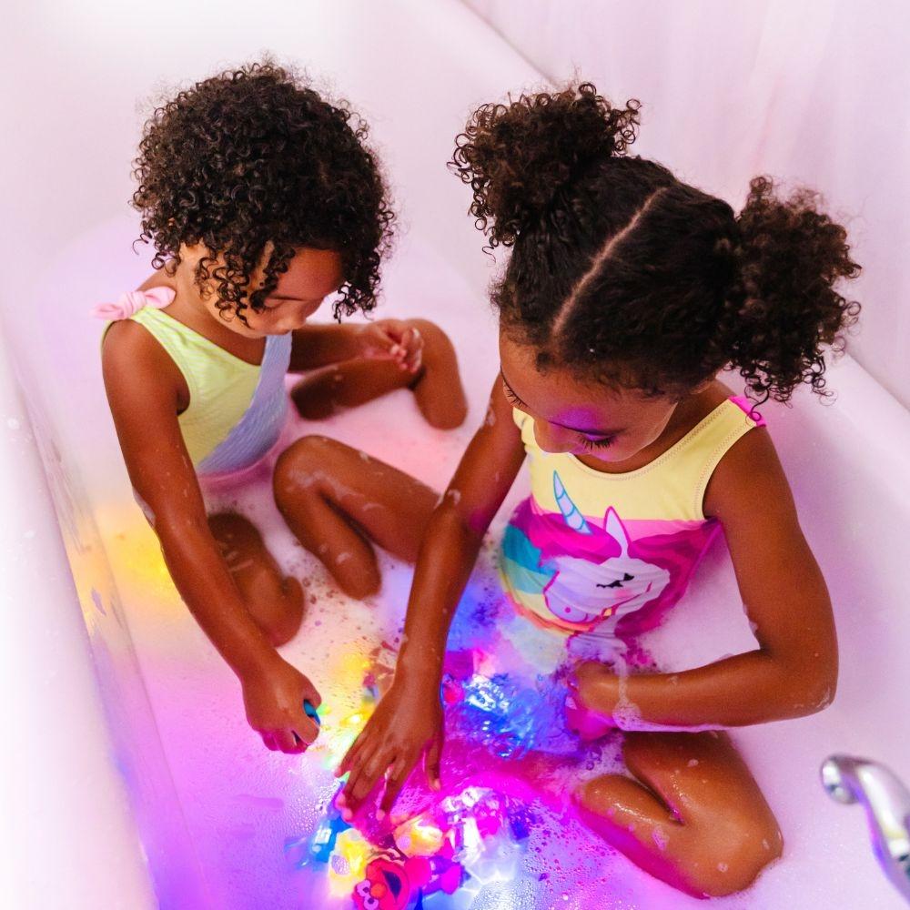 CUBOS DE LUZ PARA EL BAÑO GLOPALS ·4 CUBOS MULTICOLOR· - Happy Moments Baby
