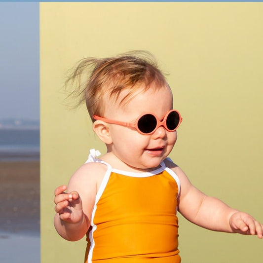 GAFAS FLEXIBLES DE PROTECCIÓN SOLAR (0-12 MESES) ·DIABOLA GRAPE· - Happy Moments Baby