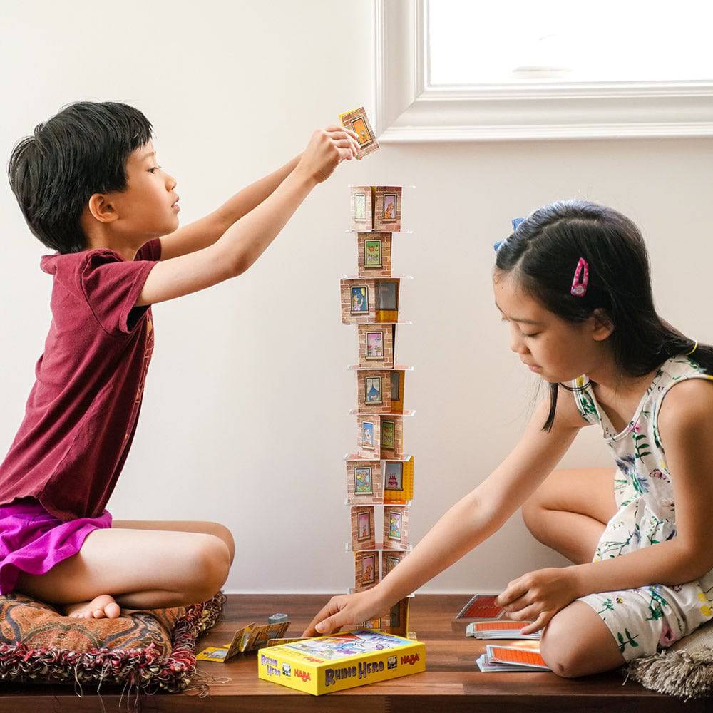 JUEGO DE MESA HABA ·RHINO HERO· - Happy Moments Baby